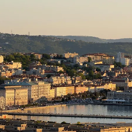 Seatrieste Apartamento
