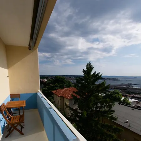 Seatrieste *